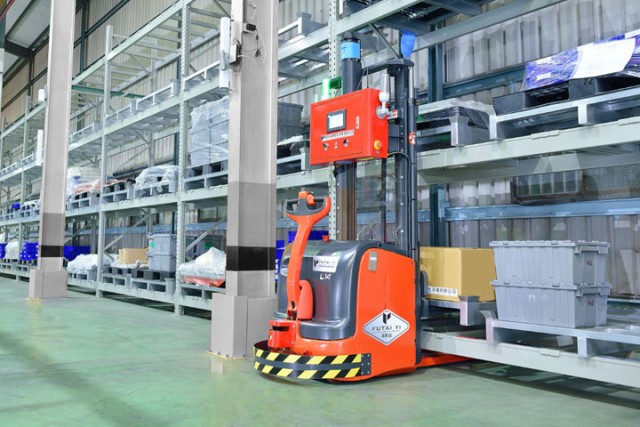 auto pallet trucks