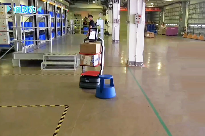 Service Robot in Factory
